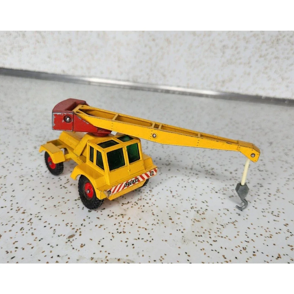 Vintage MATCHBOX KING SIZE 1960s Diecast Taylor Jumbo Crane No. 14 Yellow & Red